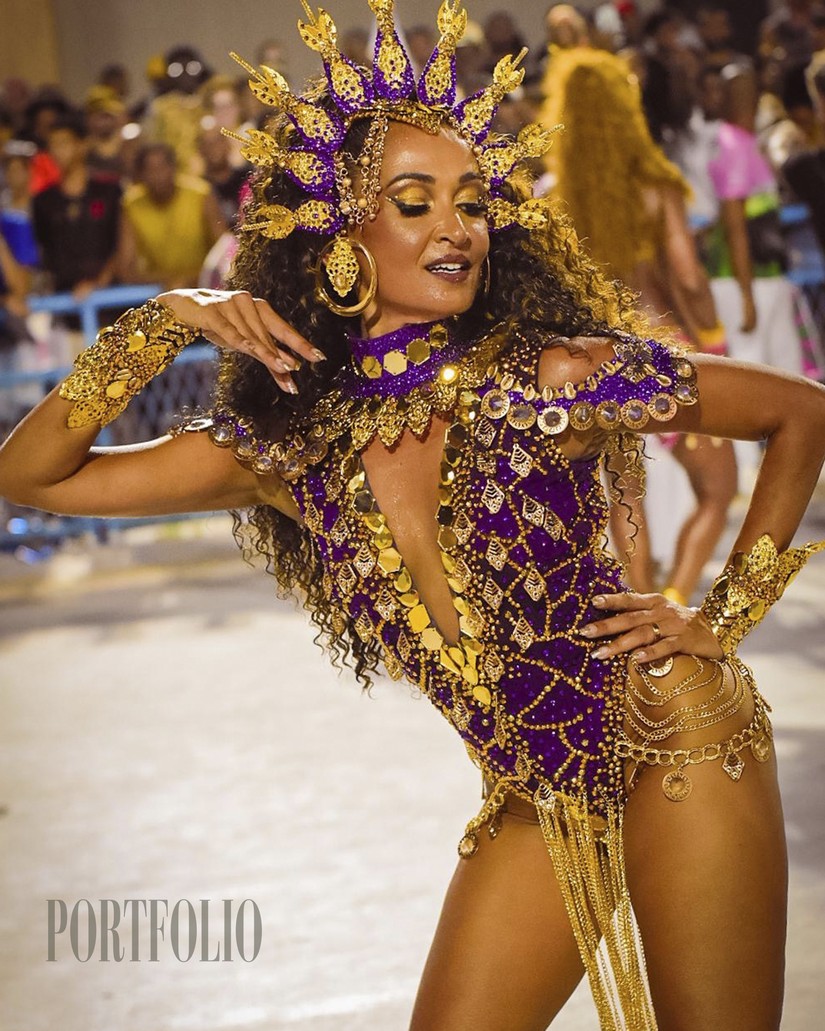 Revista Portfolio Sashya Jay (1)